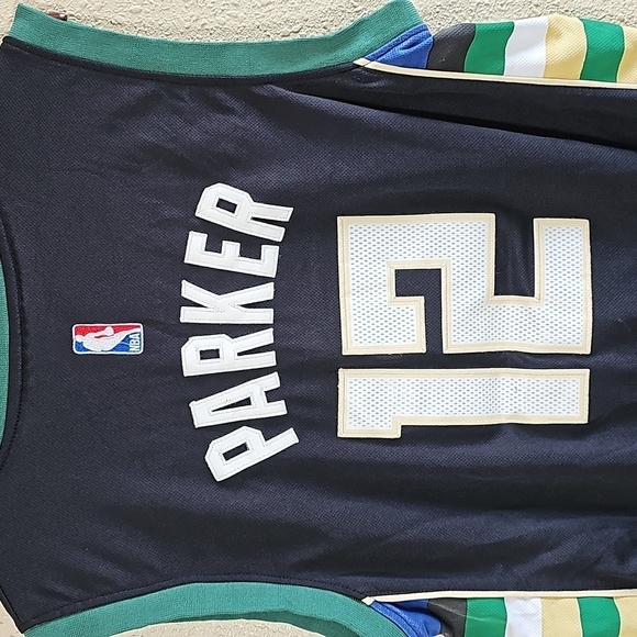 Adidas Milwaukee Bucks Swingman Jabari Parker Jersey. - Picture 9 of 9